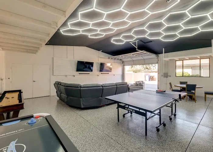 Heated Pool, Game Room: Family In Tempe! Tempe