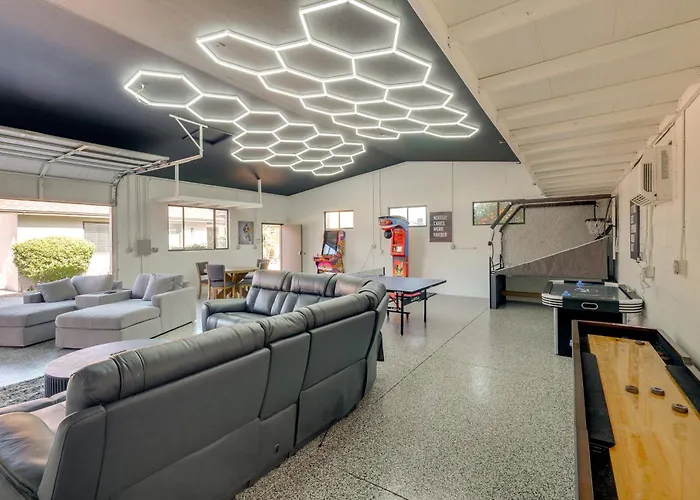 Heated Pool, Game Room: Family In Tempe! *